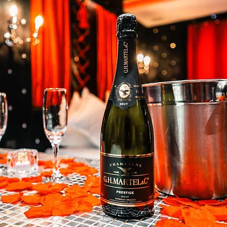 Le Cabaret Vip Apartman Lyon